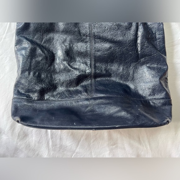 Latico Navy Leather Tote Bag - Picture 4 of 8